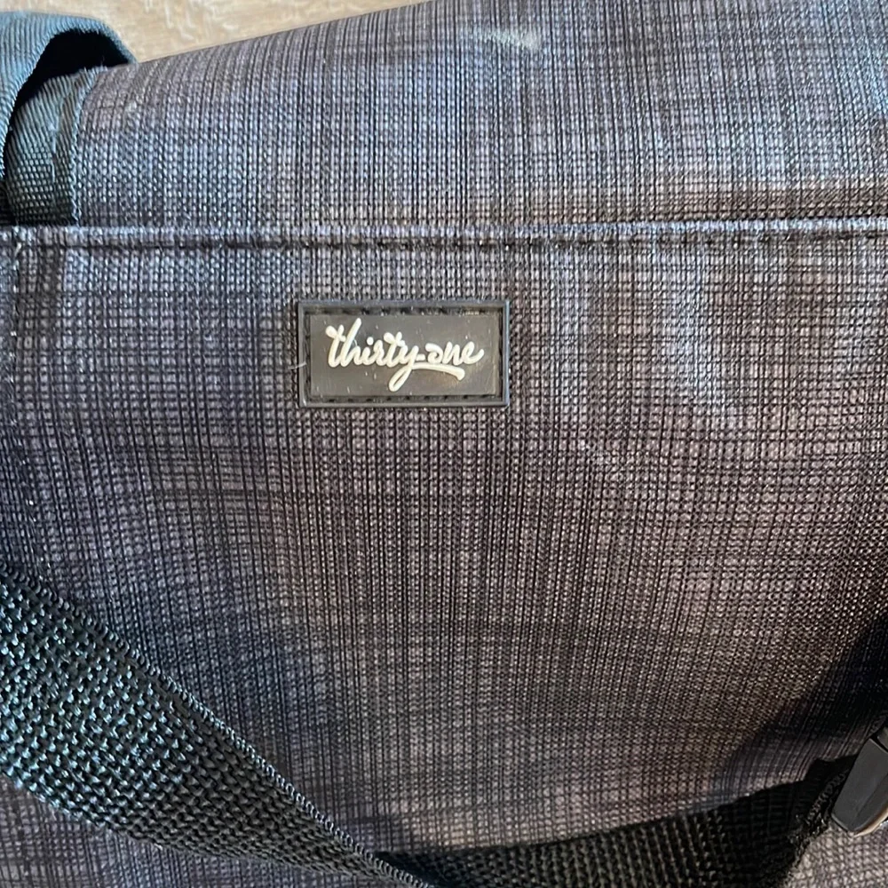 Thirty One 31 Pack and pull caddy car organizer, black cross pop - Picture 7 of 16